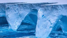 Gunung Es Raksasa Mengalami Fragmentasi, Masa Depannya Dipertanyakan