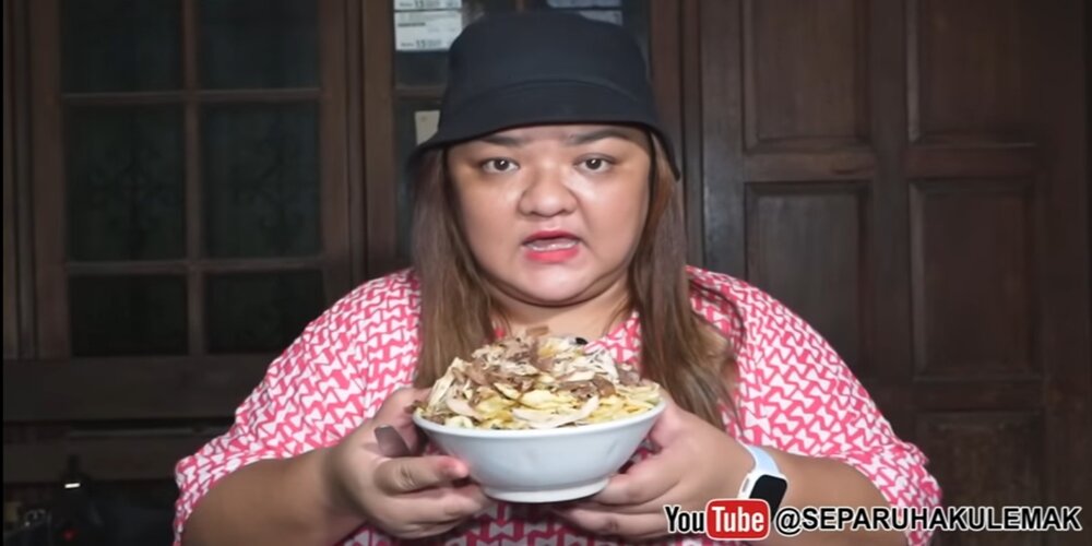 Review Bubur Ayam Jadul Jakbar yang Viral di TikTok ala Sari Separuh Aku Lemak
