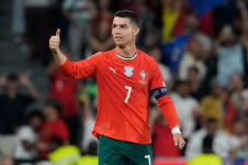 Roberto Martinez Buka Alasan Tetap Mainkan Cristiano Ronaldo 90 Menit Meski Portugal Gagal