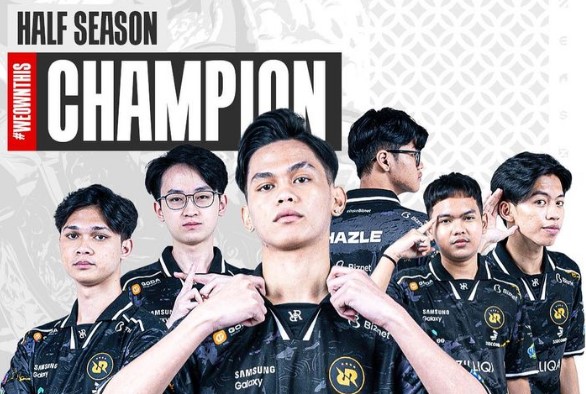 RRQ Hoshi Jadi Half Season Champions MPL ID S14