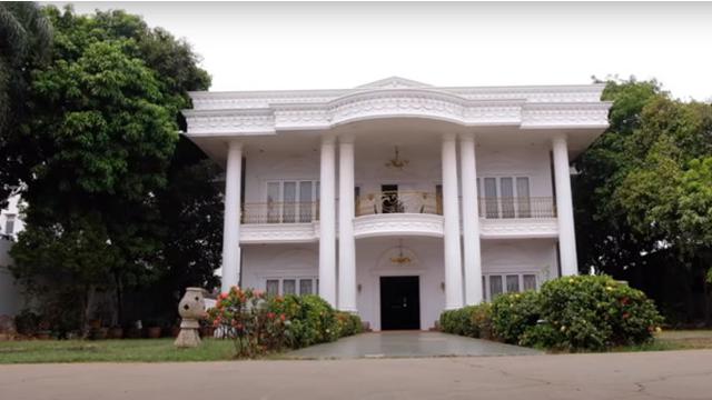 7 Rumah Ikonik Dalam Film Indonesia, Sekolah Laskar