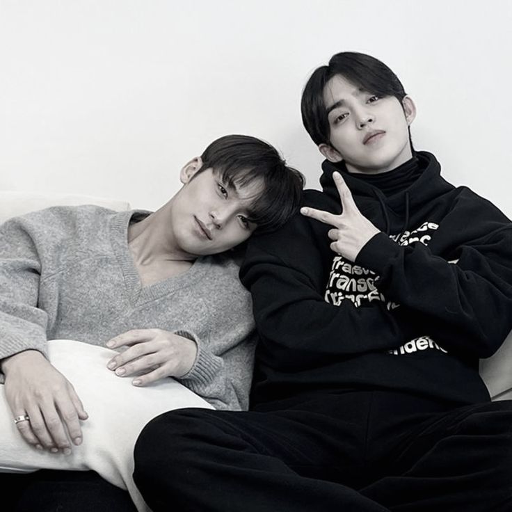  S.Coups & Mingyu SEVENTEEN Debut Unit Baru September