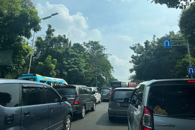 Atasi Macet Parah di TB Simatupang, Gubernur Pramono Siapkan 8 Langkah Cepat