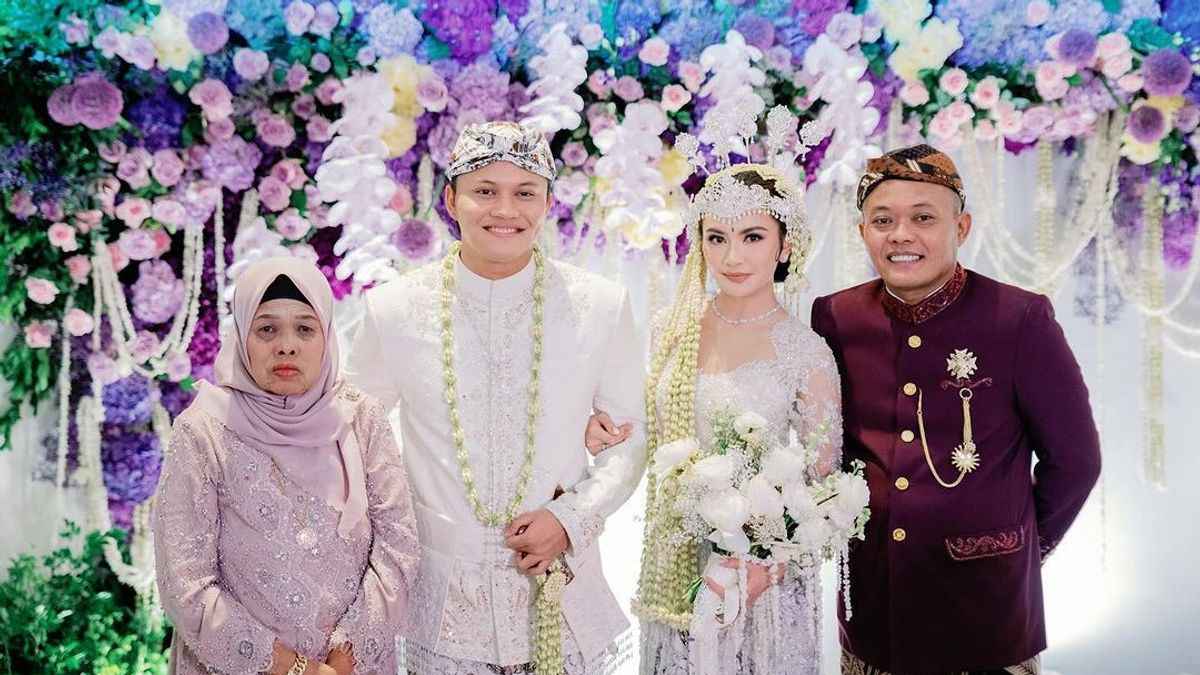 Sayang Anak, Begini Cara Sule Beri Dukungan ke Rizky Febian dan Mahalini Usai Oplas