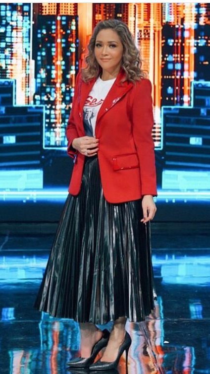 Mengenal Maya Estiantyi, Musisi Asal Indonesia Yang Mnjadi Juri di Ajang Pencarian Bakat Indonesia Idol