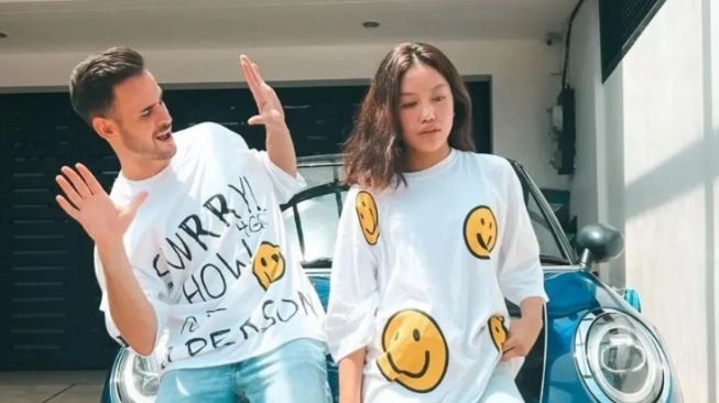Lolly Anak Nikita Mirzani Minta Netizen Stop Sebut Dirinya Selingkuhan Antonio Dedola