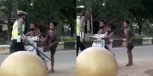 Viral Bocah Ditilang Polisi karena Gak Pakai Helm, Tingkahnya Bikin Ngakak Gaes 