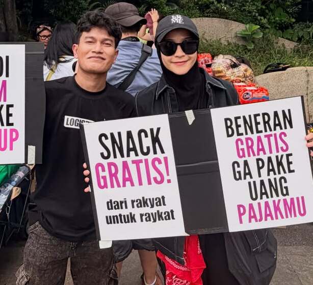 Zaskia Adya Mecca Turun ke Aksi, Kerahkan Ambulans dan Logistik untuk Mahasiswa