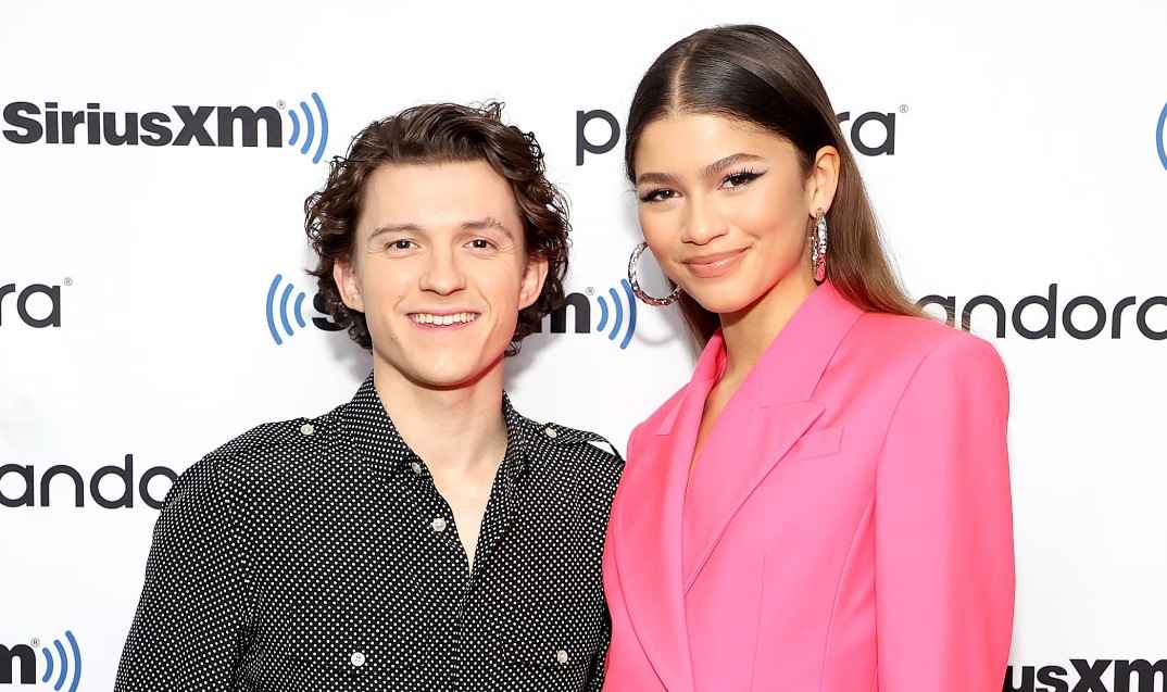 Zendaya Bakal Adu Akting dengan Tom Holland di Film Terbaru Christopher Nolan